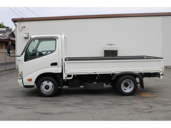 TOYOTA DYNA - Image 10