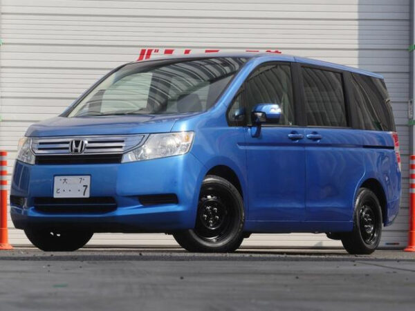 HONDA STEP WAGON - Image 2