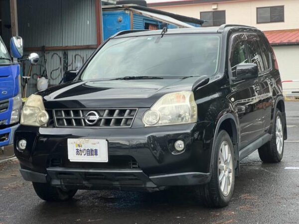NISSAN X-TRAIL - Image 2