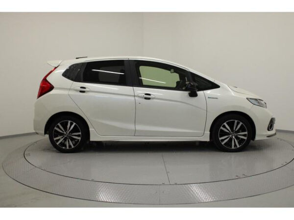 HONDA FIT - Image 11