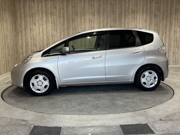 HONDA FIT - Image 12