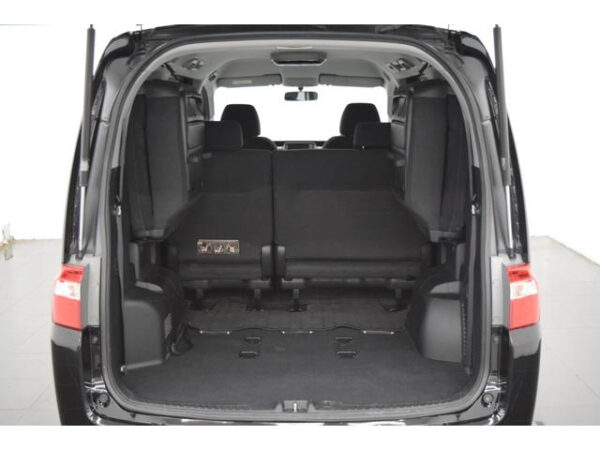 HONDA STEP WAGON - Image 12