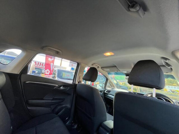 HONDA FIT - Image 12