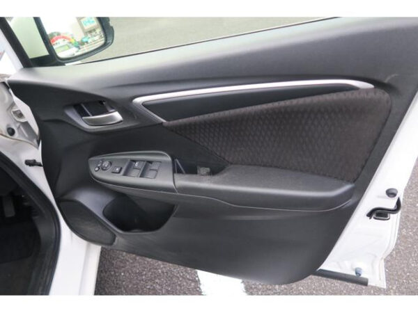 HONDA FIT - Image 12