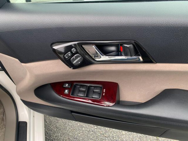 TOYOTA MARK X - Image 13