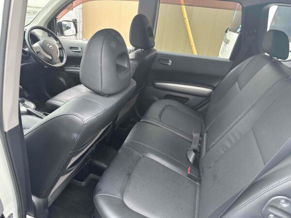 NISSAN X-TRAIL - Image 13