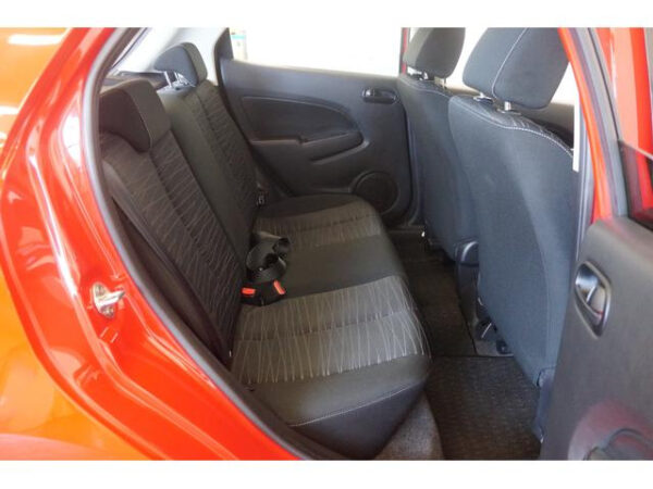 MAZDA DEMIO - Image 13