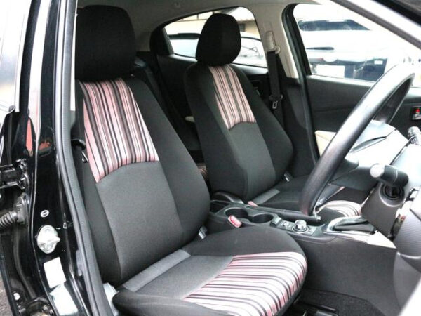 MAZDA DEMIO - Image 13