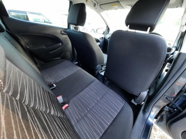 MAZDA DEMIO - Image 13