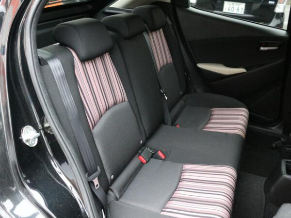 MAZDA DEMIO - Image 14