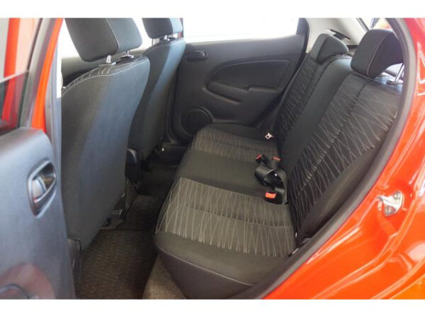 MAZDA DEMIO - Image 14