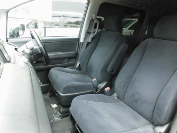 HONDA STEP WAGON - Image 15