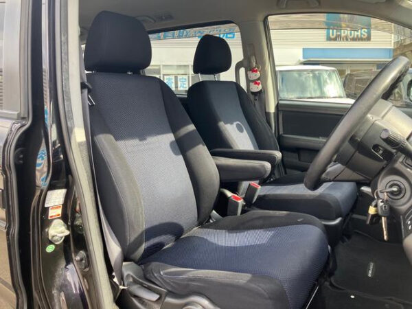 HONDA STEP WAGON - Image 14