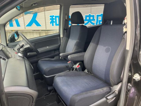 HONDA STEP WAGON - Image 16