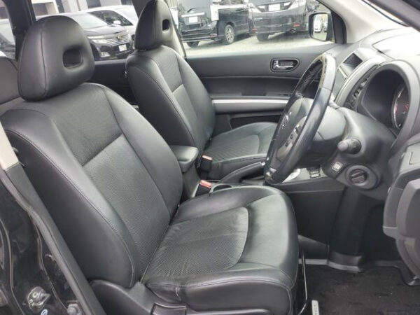 NISSAN X-TRAIL - Image 17