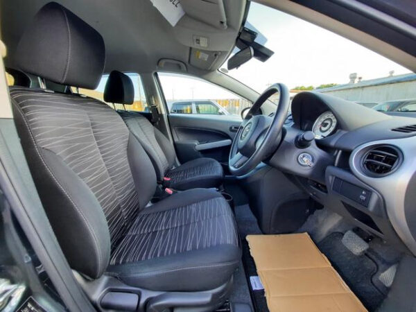 MAZDA DEMIO - Image 17