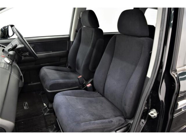HONDA STEP WAGON - Image 17