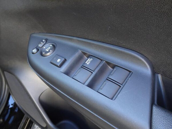 HONDA FIT - Image 17