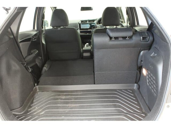 HONDA FIT - Image 18