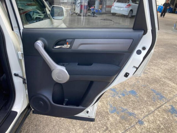 HONDA CR-V - Image 18