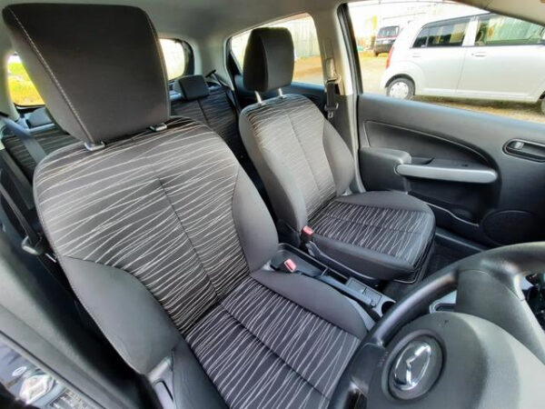 MAZDA DEMIO - Image 19