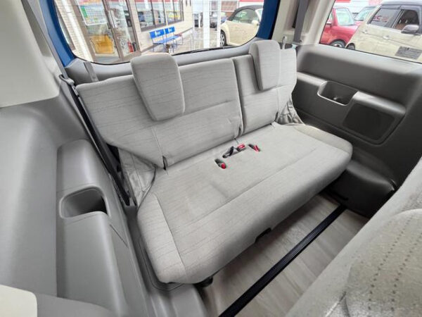 HONDA STEP WAGON - Image 19