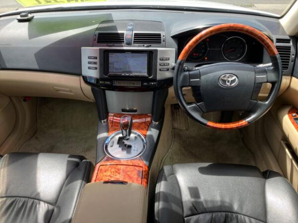 TOYOTA MARK X - Image 3