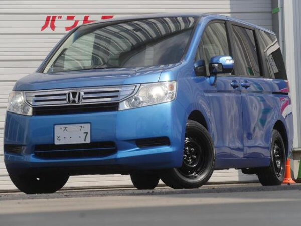 HONDA STEP WAGON - Image 21