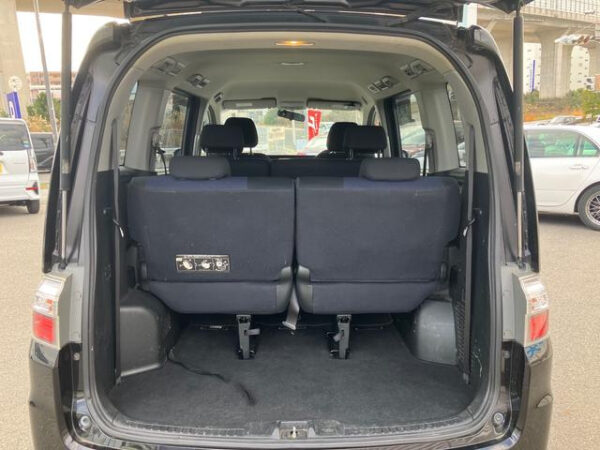 HONDA STEP WAGON - Image 20