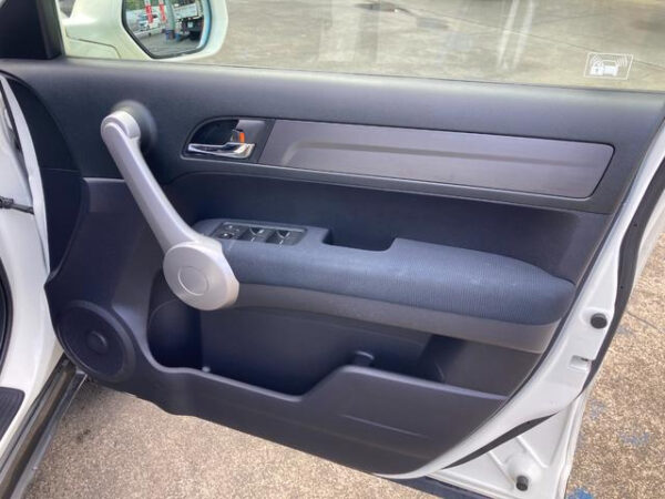 HONDA CR-V - Image 23