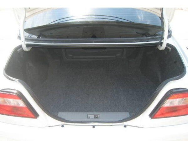 NISSAN BLUE BIRD - Image 26