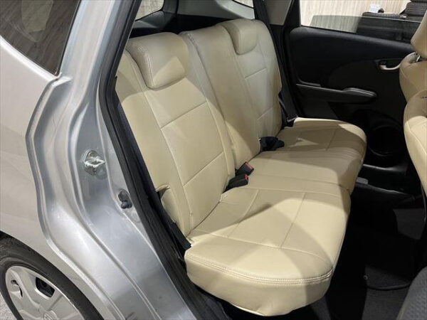 HONDA FIT - Image 4