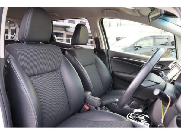 HONDA FIT - Image 4