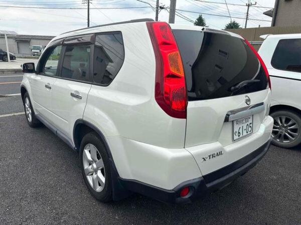 NISSAN X-TRAIL - Image 5