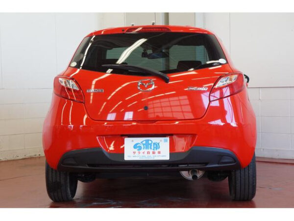MAZDA DEMIO - Image 5