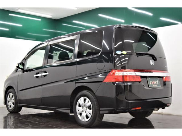 HONDA STEP WAGON - Image 5