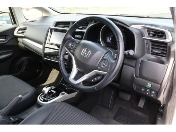 HONDA FIT - Image 6