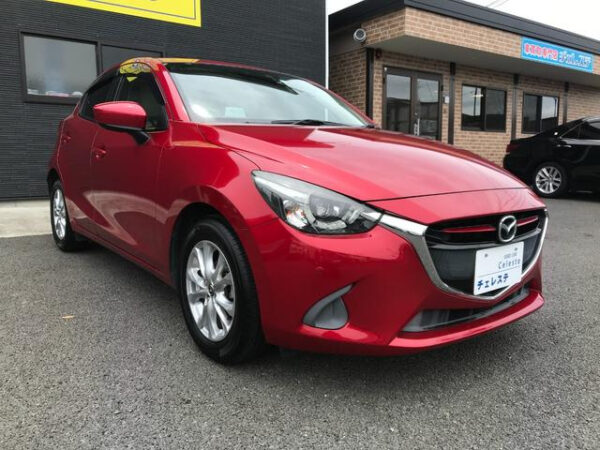 MAZDA DEMIO - Image 6