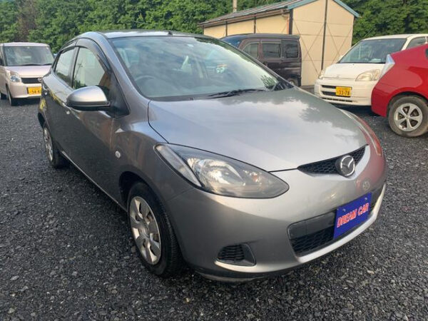 MAZDA DEMIO - Image 6