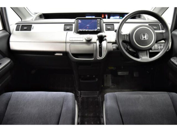 HONDA STEP WAGON - Image 6