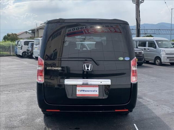 HONDA STEP WAGON - Image 6
