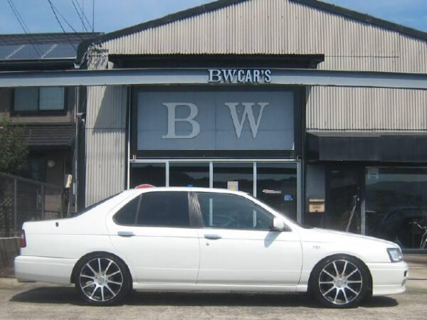 NISSAN BLUE BIRD - Image 7