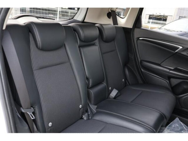 HONDA FIT - Image 7