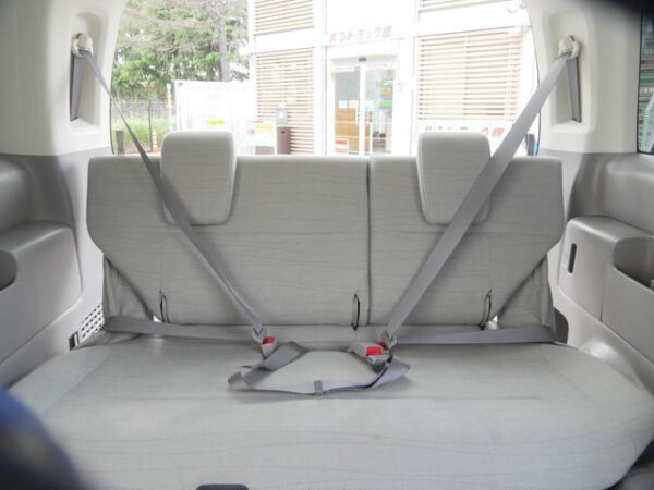 HONDA STEP WAGON - Image 7