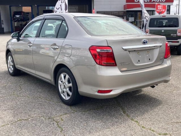 TOYOTA COROLLA AXIO - Image 7