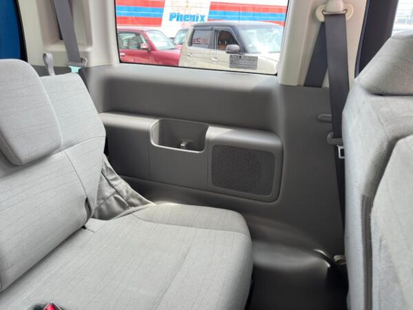 HONDA STEP WAGON - Image 8