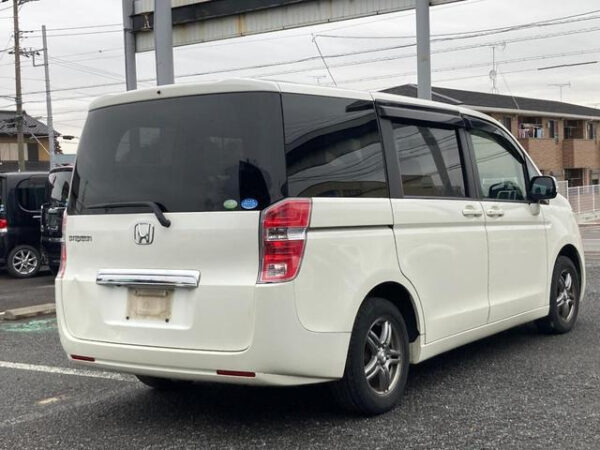 HONDA STEP WAGON - Image 8