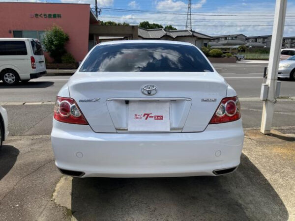 TOYOTA MARK X - Image 9