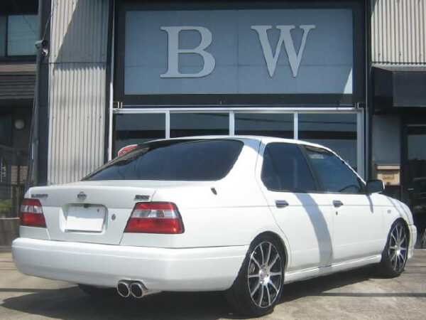 NISSAN BLUE BIRD - Image 9