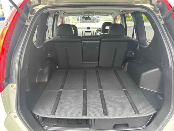 NISSAN X-TRAIL - Image 9